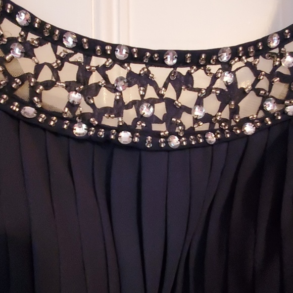 New Years Eve/Cocktail Dress - Picture 3 of 8